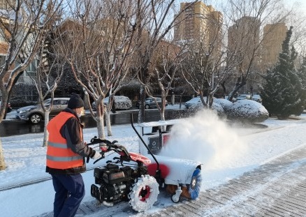 手扶式掃雪機(jī)