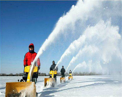 多功能掃雪機(jī)